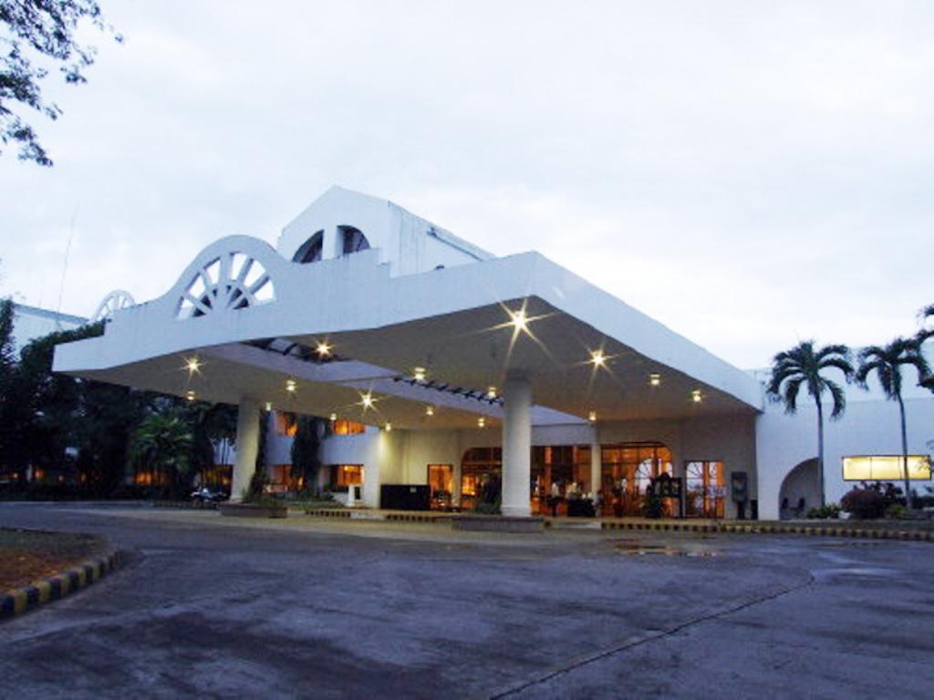 Pryce Plaza Hotel Cagayan de Oro Bagian luar foto